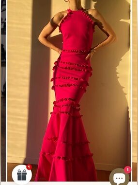 GRETA CONSTANTINE - DEVIN IN RED